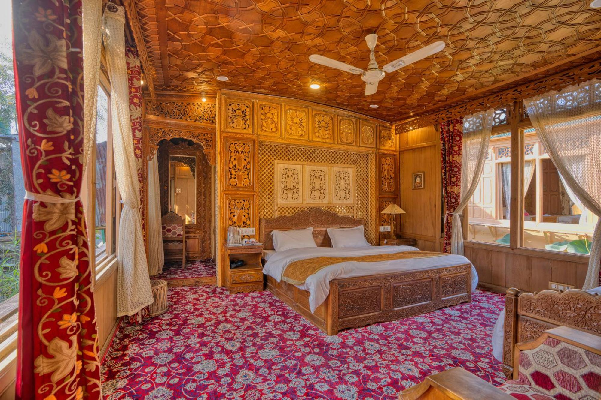 Best View Group Of Houseboats Srīnagar Екстериор снимка