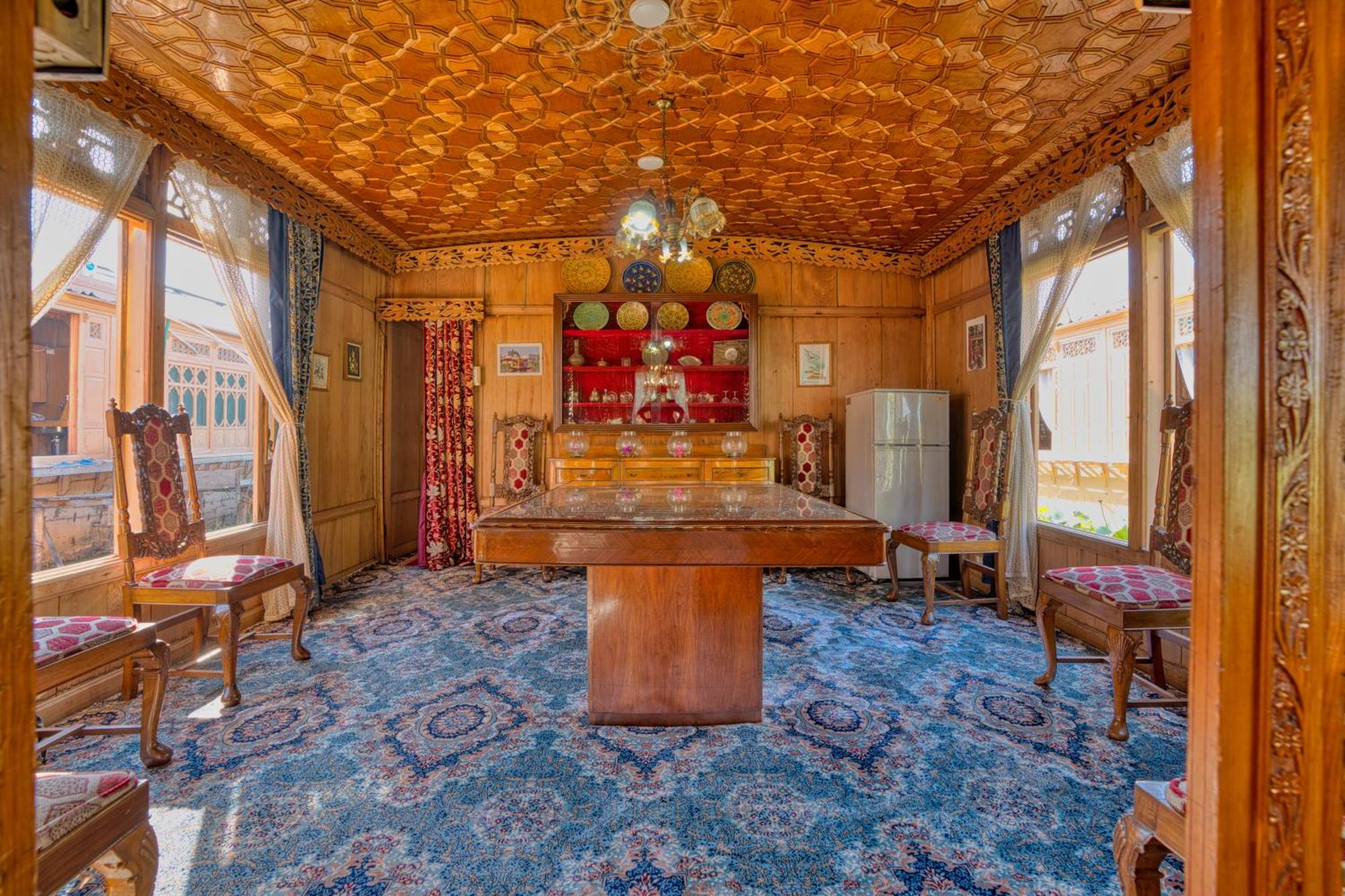 Best View Group Of Houseboats Srīnagar Екстериор снимка