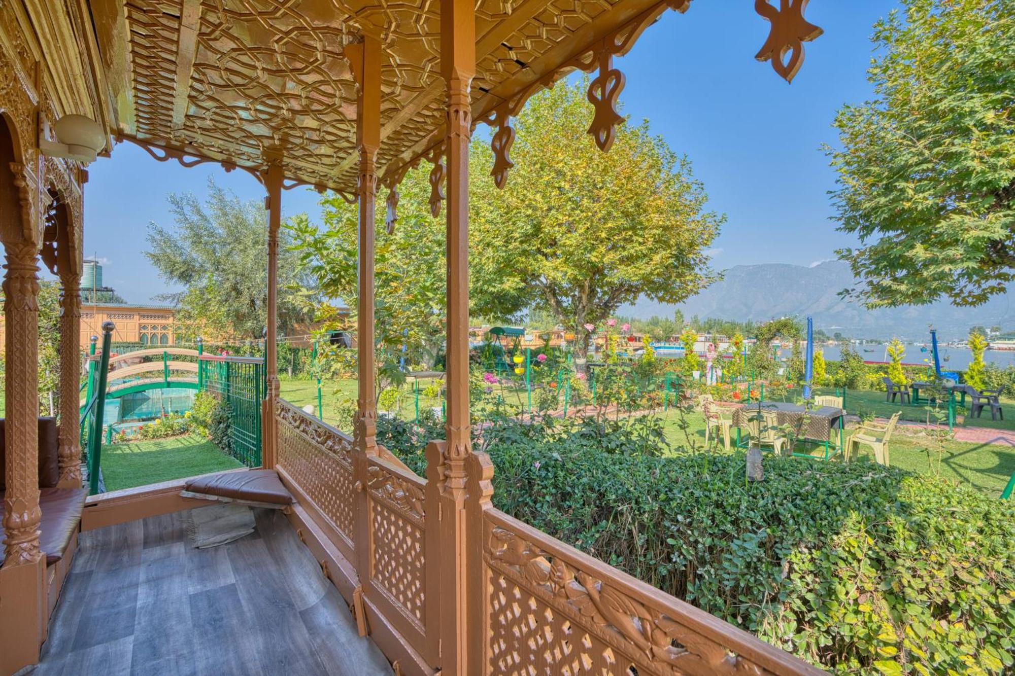 Best View Group Of Houseboats Srīnagar Екстериор снимка