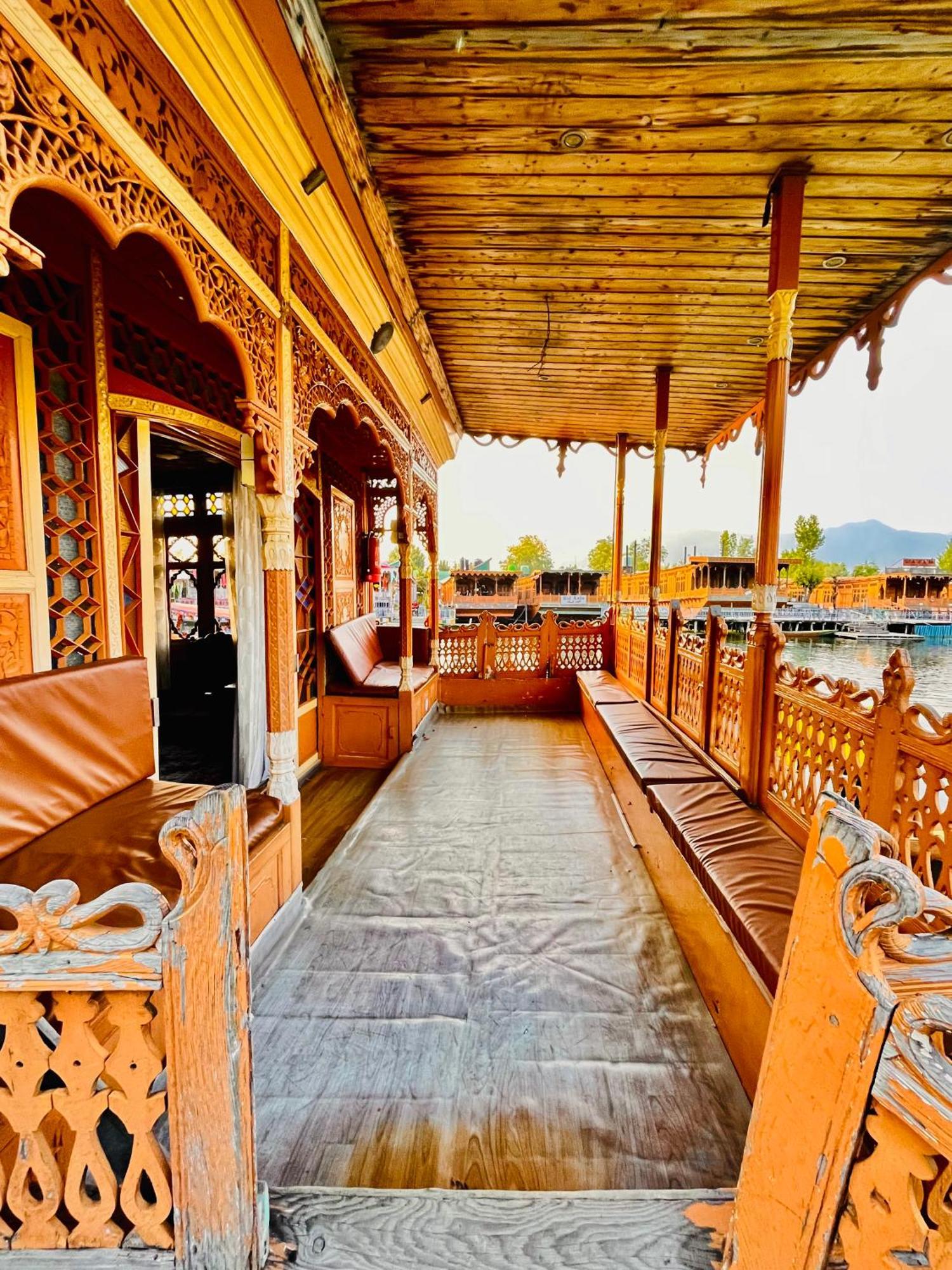 Best View Group Of Houseboats Srīnagar Екстериор снимка